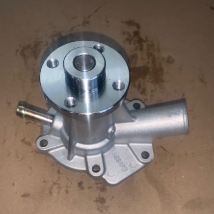 Pompe à eau Kubota