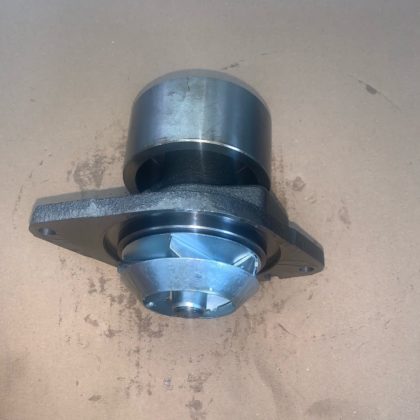 Pompe à eau case IH