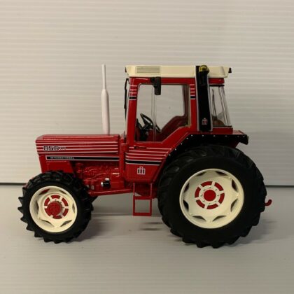 TRACTEUR CASE IH INTERNATIONAL 856XL REP062
