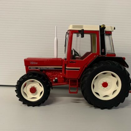 TRACTEUR CASE IH INTERNATIONAL 856XL REP101