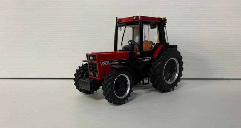TRACTEUR CASE IH INTERNATIONAL 845 XL REP129 – Image 2