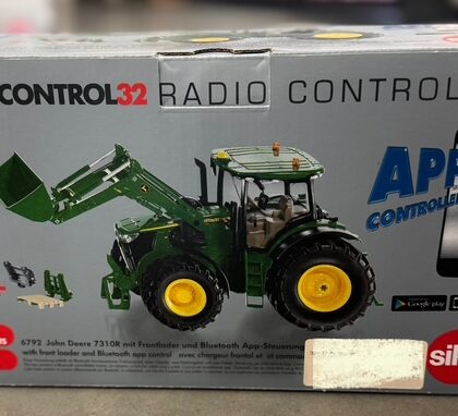 John Deere avec chargeur Siku Control